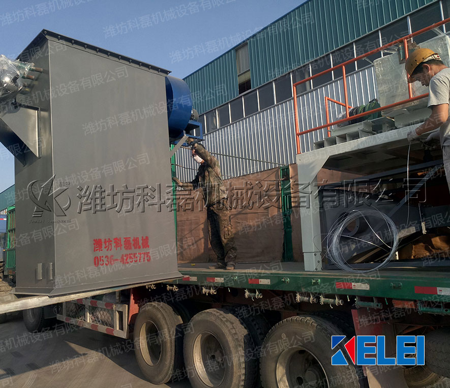 襄阳用裕橡(xiang)胶制造有限公司(sī)噸袋包裝機發貨(huo)現場實拍 第2張