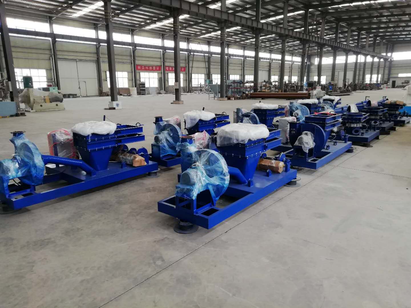 散裝(zhuang)機待發貨(huo)區 第1張